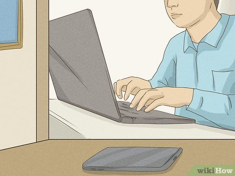 Step 2 Attract your ex by staying aloof.